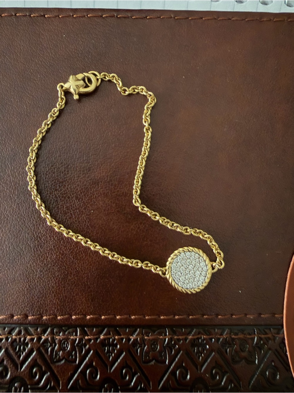 David Yurman Gold Pavé Circle Pendant Bracelet - Picture 2 of 4